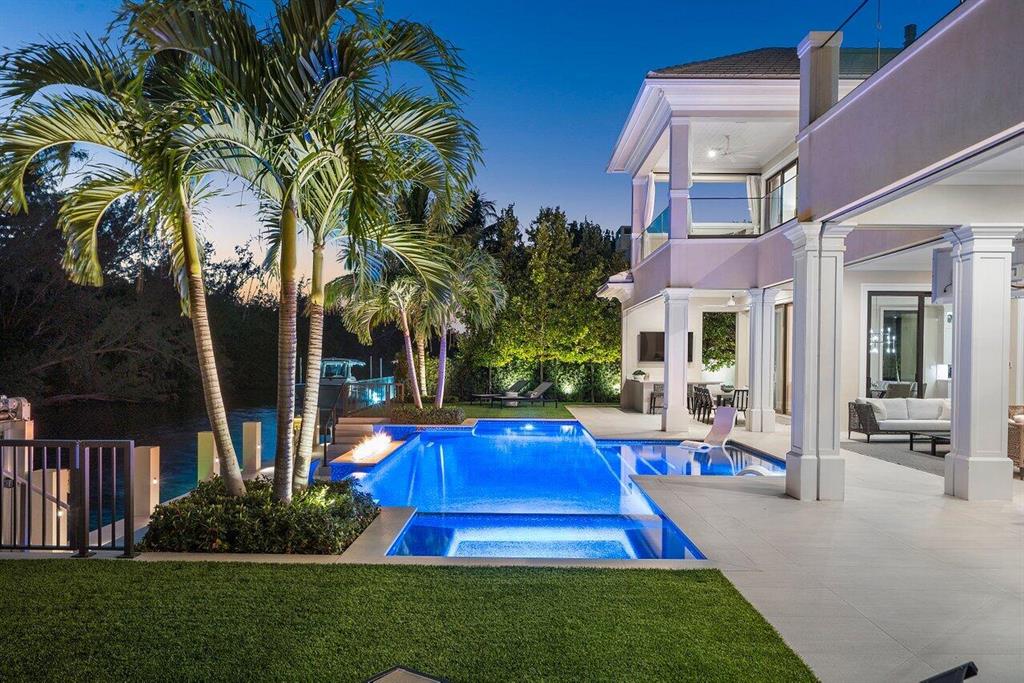 ROYAL PALM YACHT & COUNTR - Residential