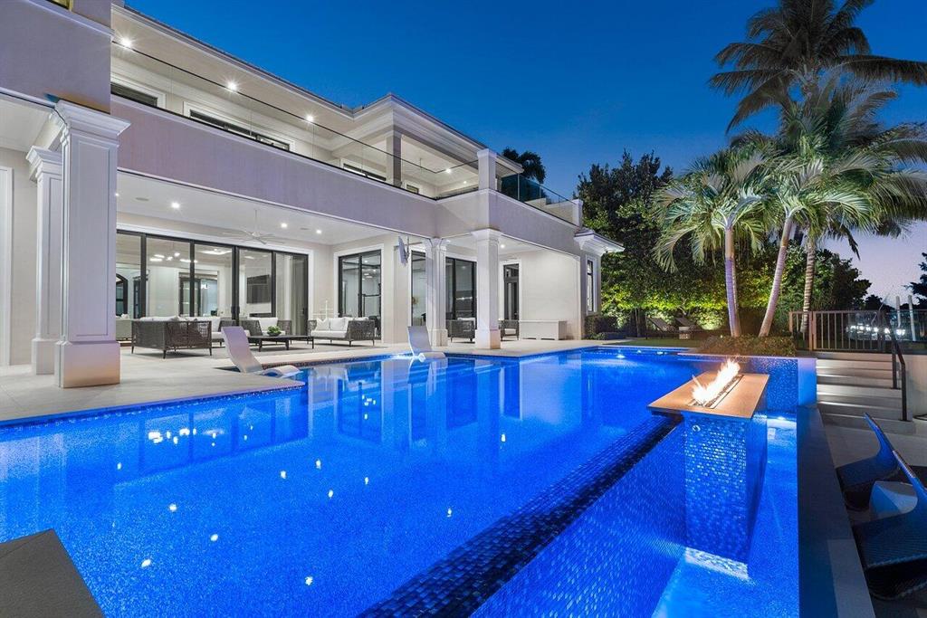 ROYAL PALM YACHT & COUNTR - Residential