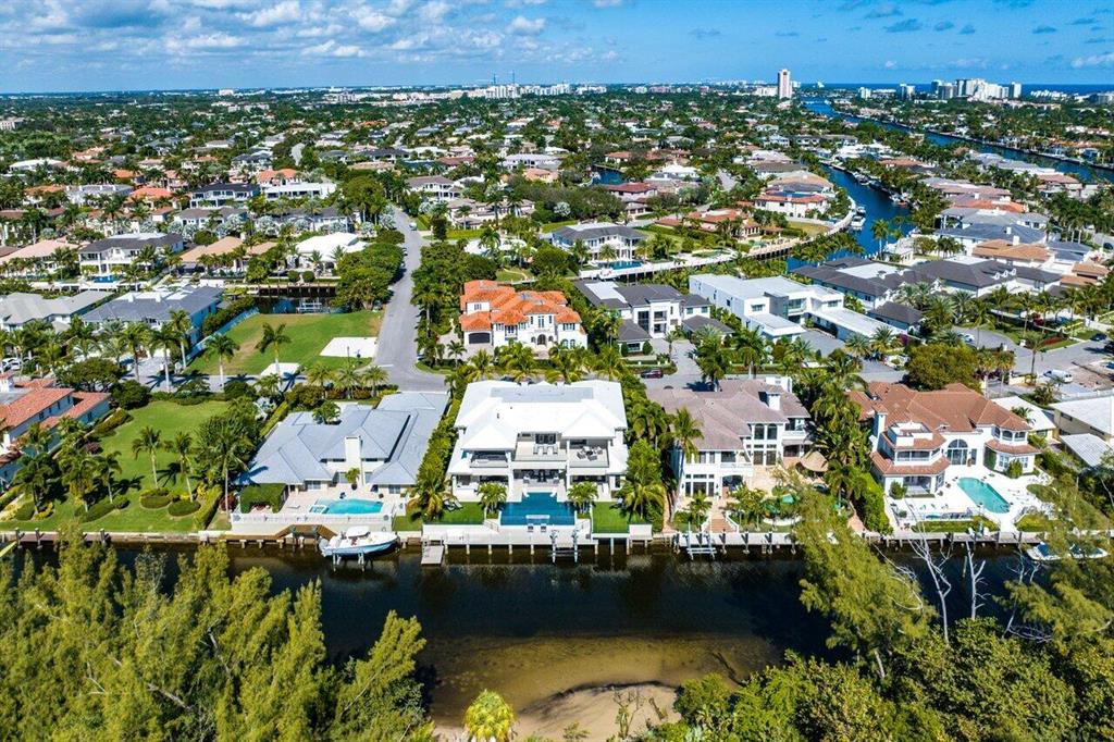 ROYAL PALM YACHT & COUNTR - Residential