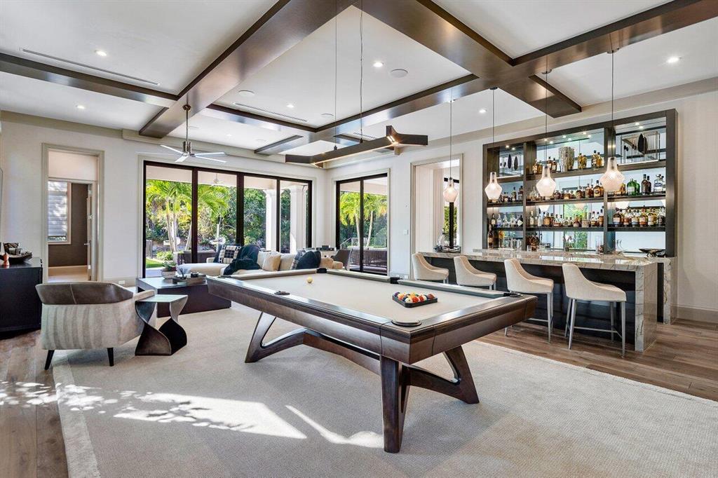 ROYAL PALM YACHT & COUNTR - Residential