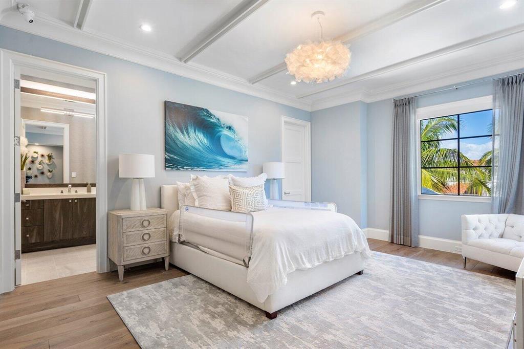 ROYAL PALM YACHT & COUNTR - Residential