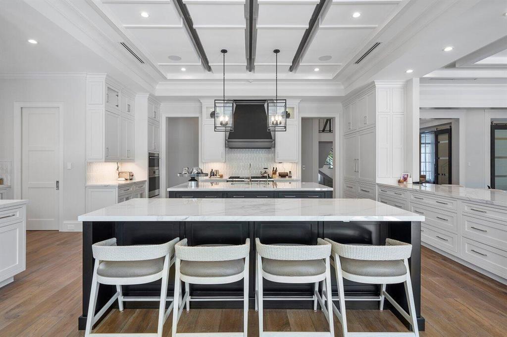 ROYAL PALM YACHT & COUNTR - Residential