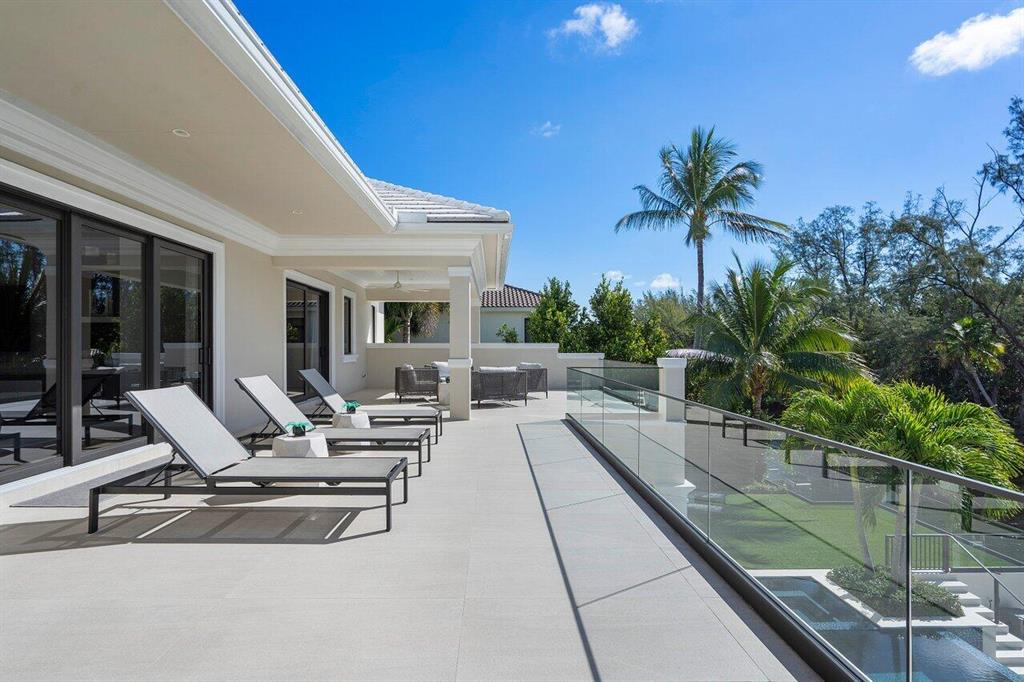 ROYAL PALM YACHT & COUNTR - Residential