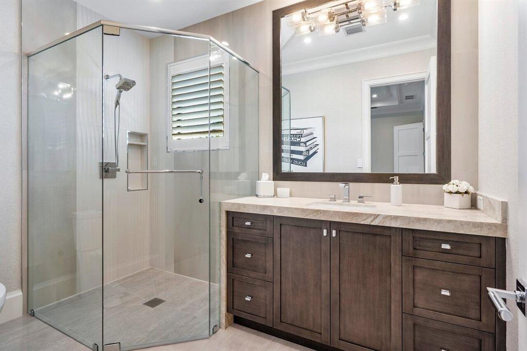 ROYAL PALM YACHT & COUNTR - Residential