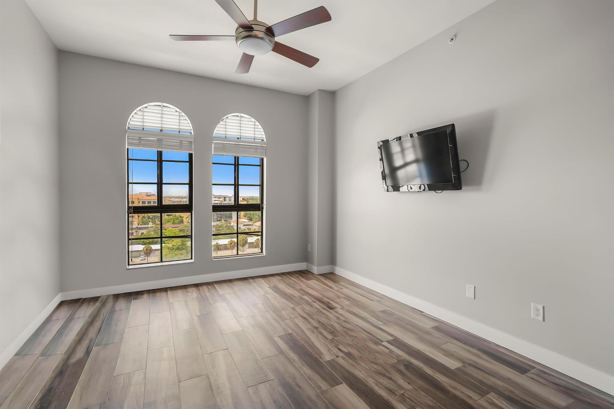 BOCA GRAND CONDO - Residential