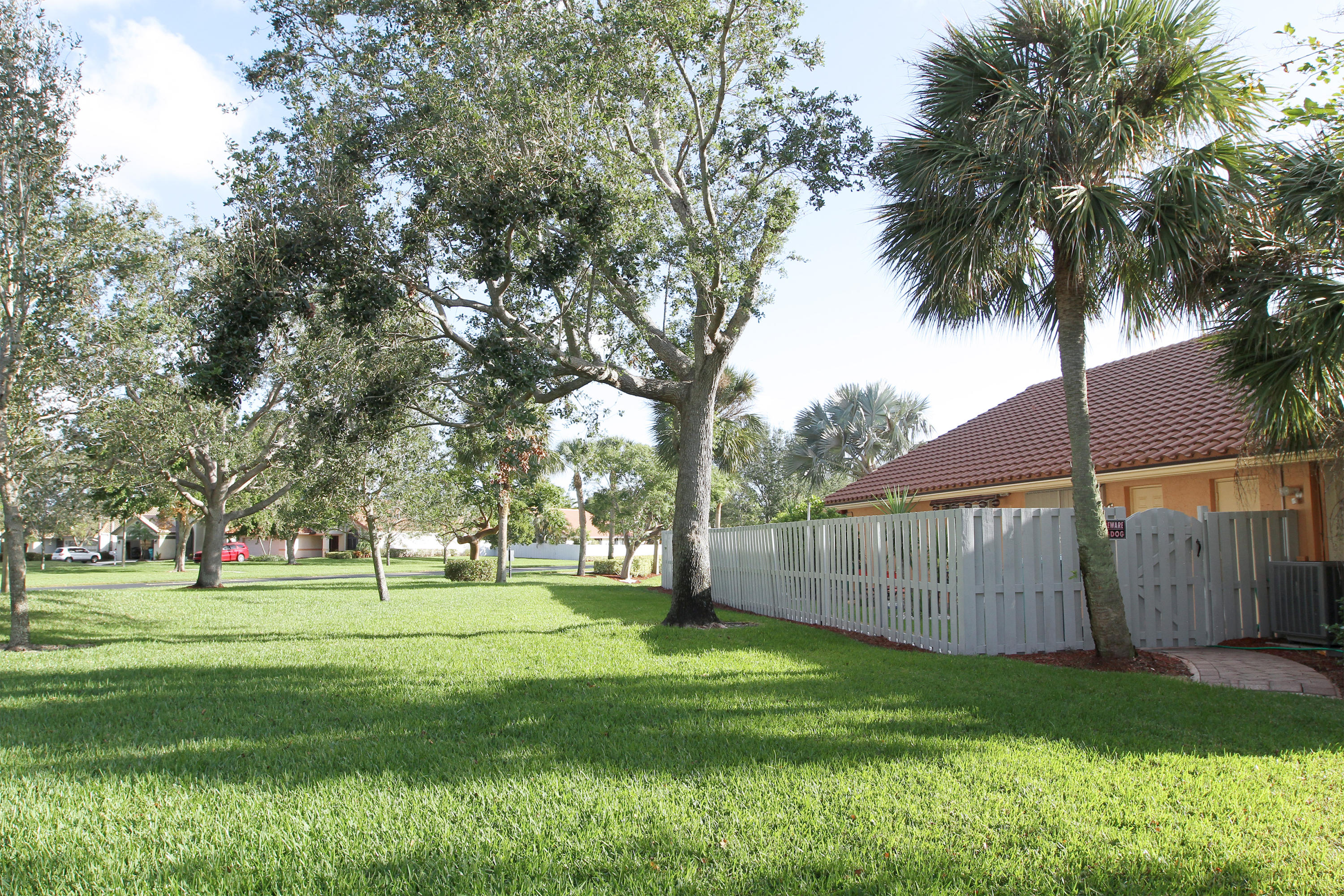 CITRUS GLEN - Residential