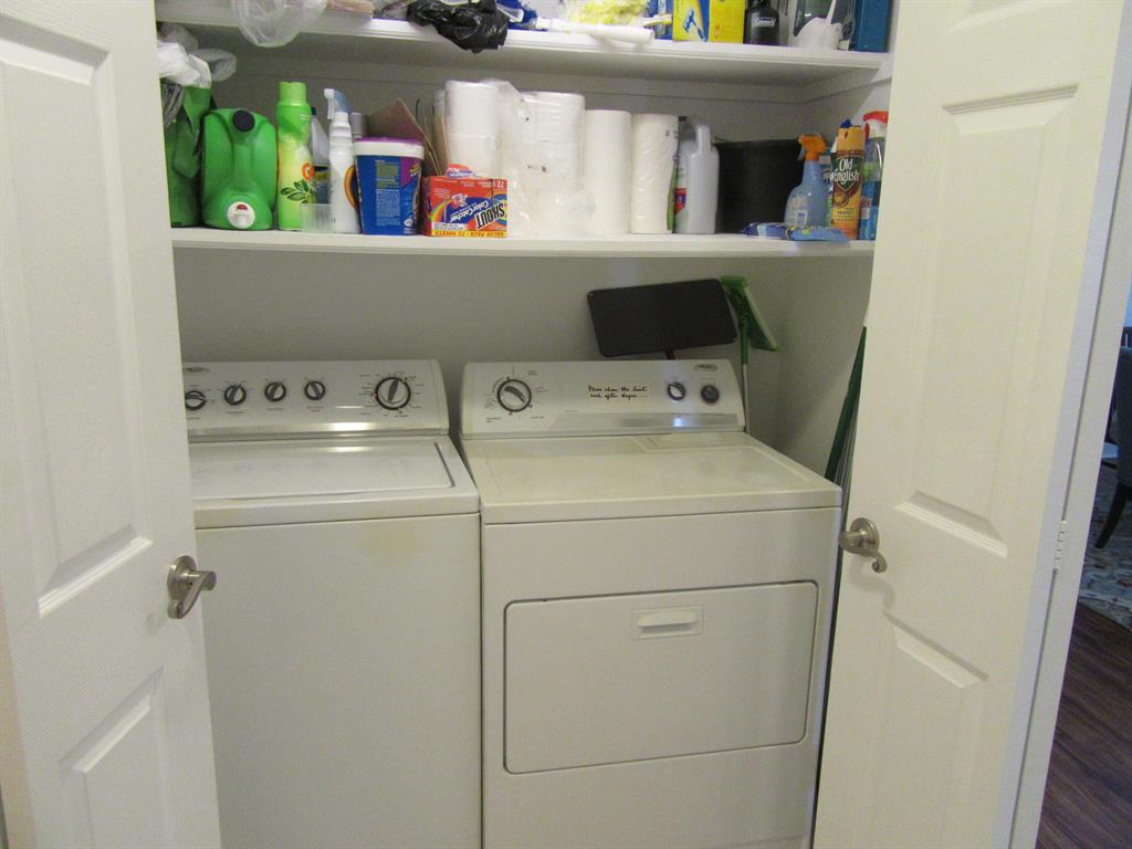 GOLDEN LAKES VILLAGE - Residential