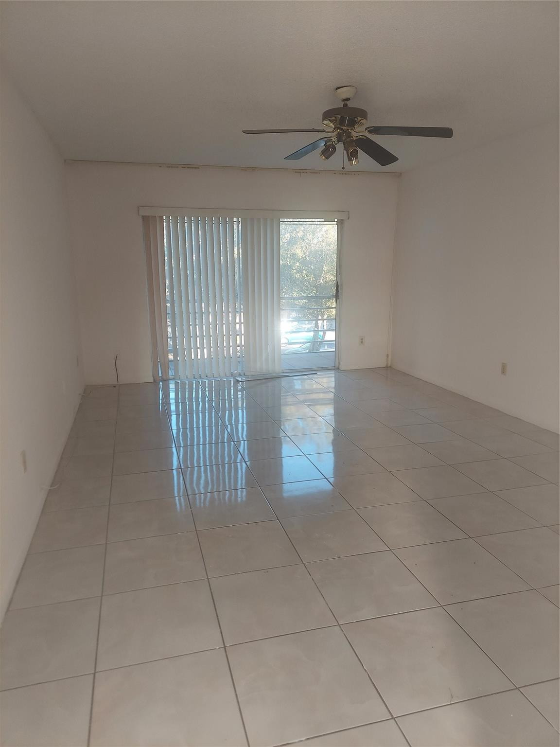 BROOKFIELD SQUARE CONDO - Residential