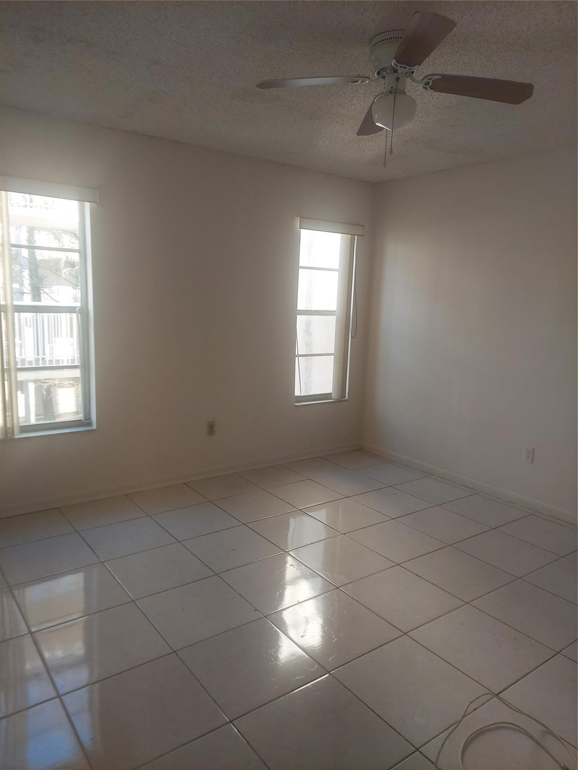 BROOKFIELD SQUARE CONDO - Residential