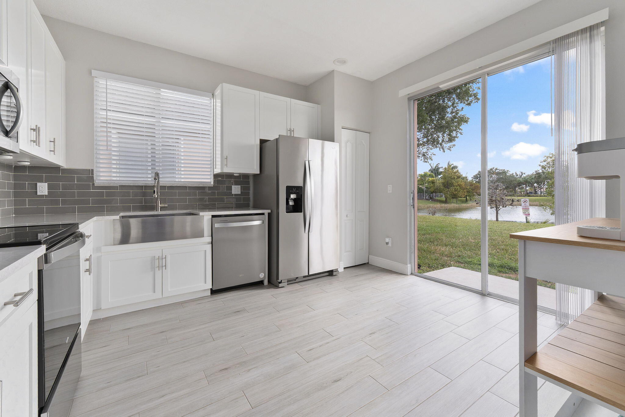 10971 SW DUNHILL Court, Port St Lucie, FL, 34987/$339,900 3 10971 SW DUNHILL Court