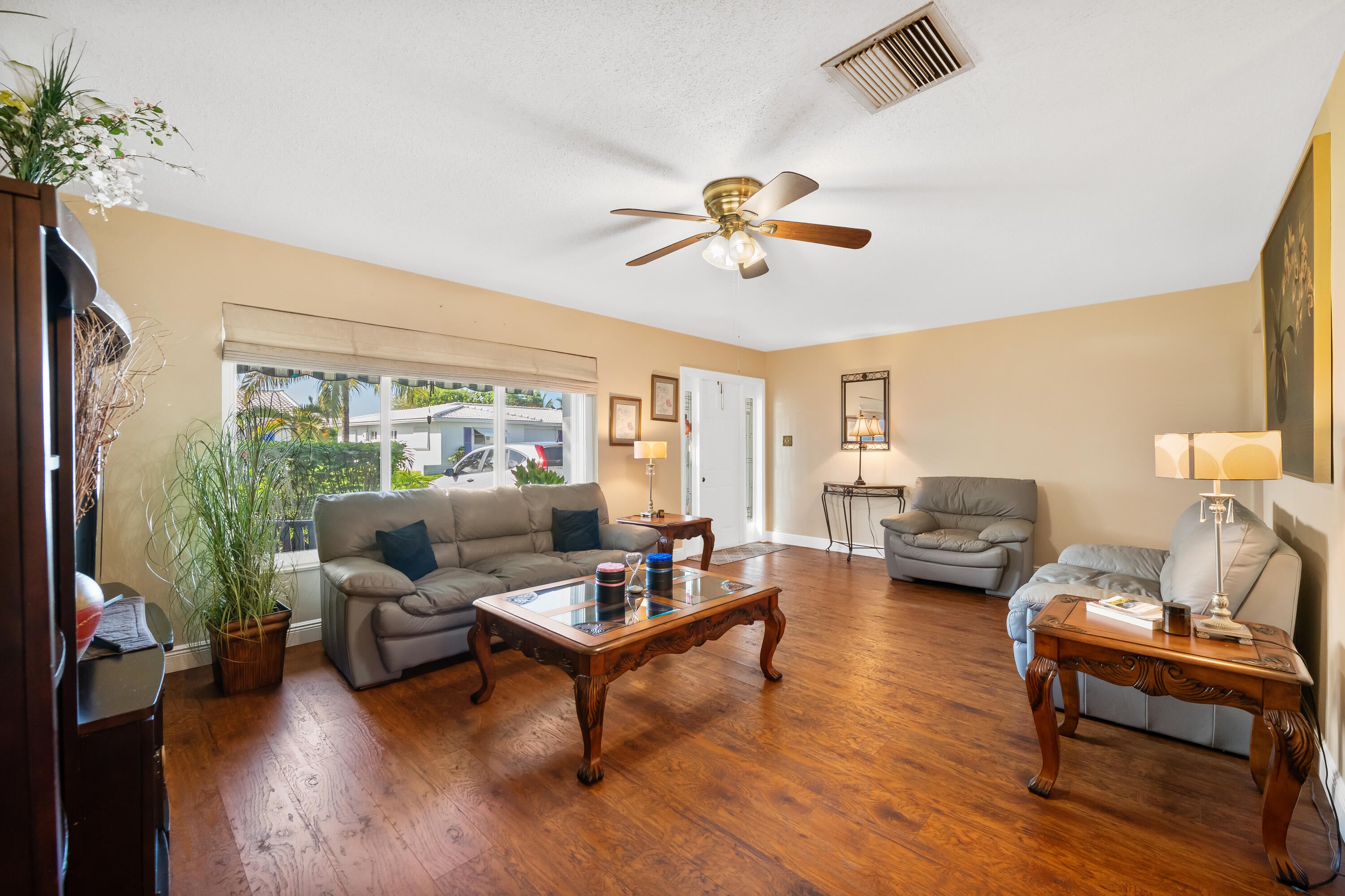 8201 NW 59th Court