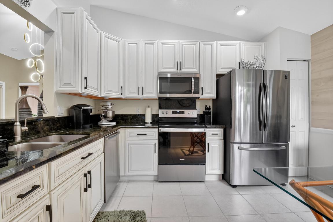 View photos, virtual tours, details... 7173 Whitfield Ave Avenue