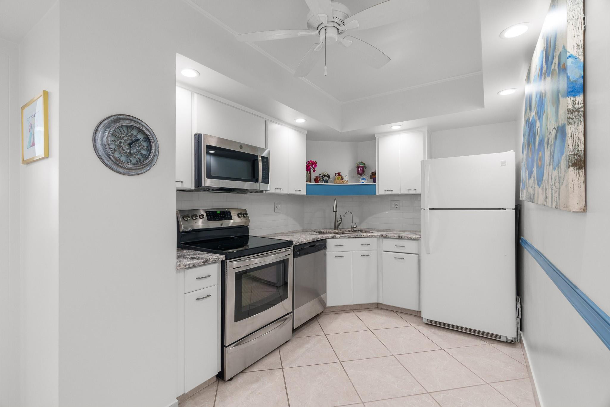 Coral Ridge Towers South - Residential