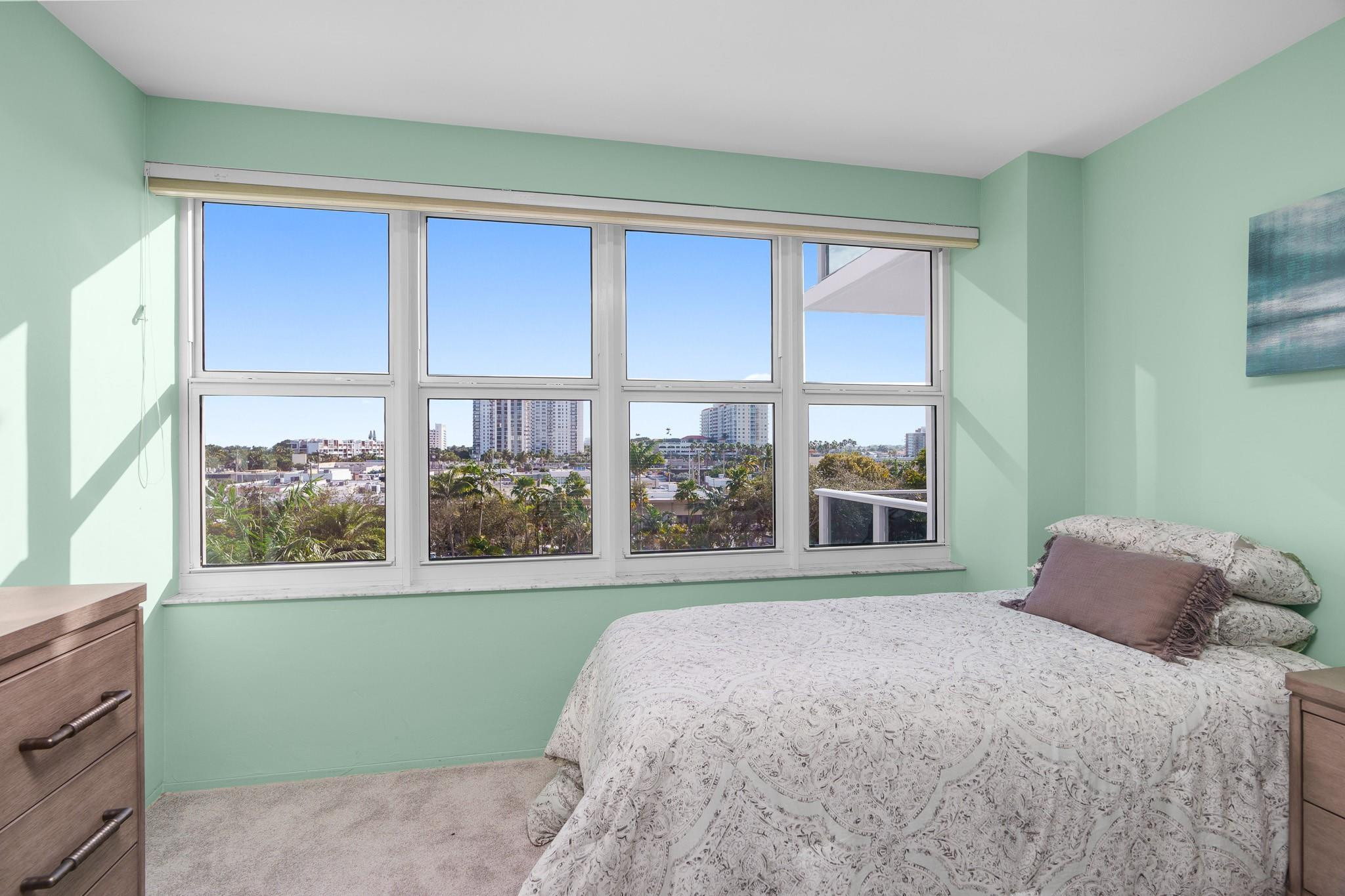 Coral Ridge Towers South - Residential