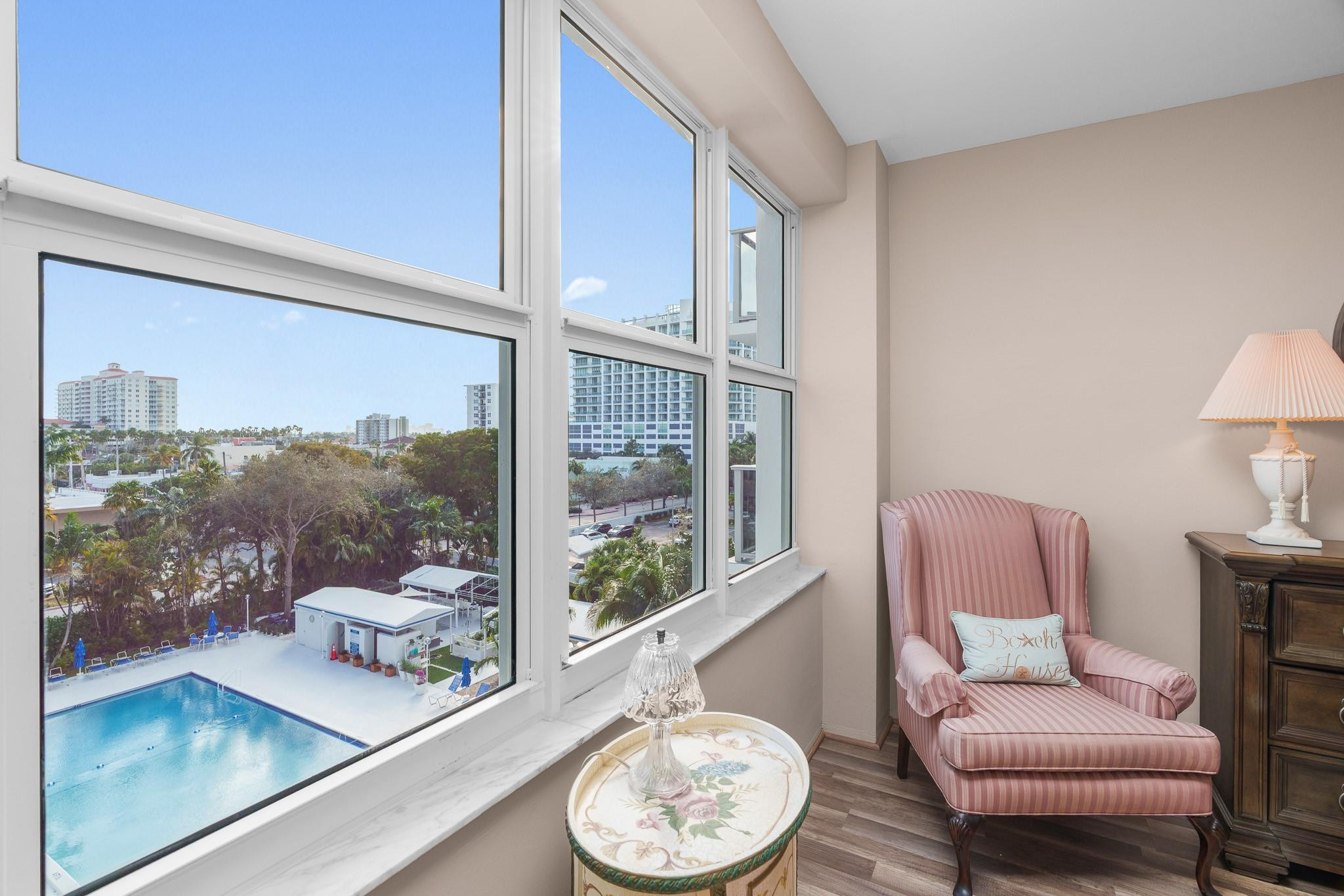 Coral Ridge Towers South - Residential