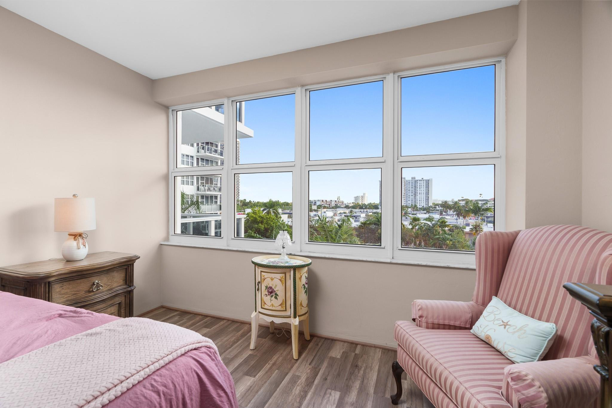 Coral Ridge Towers South - Residential