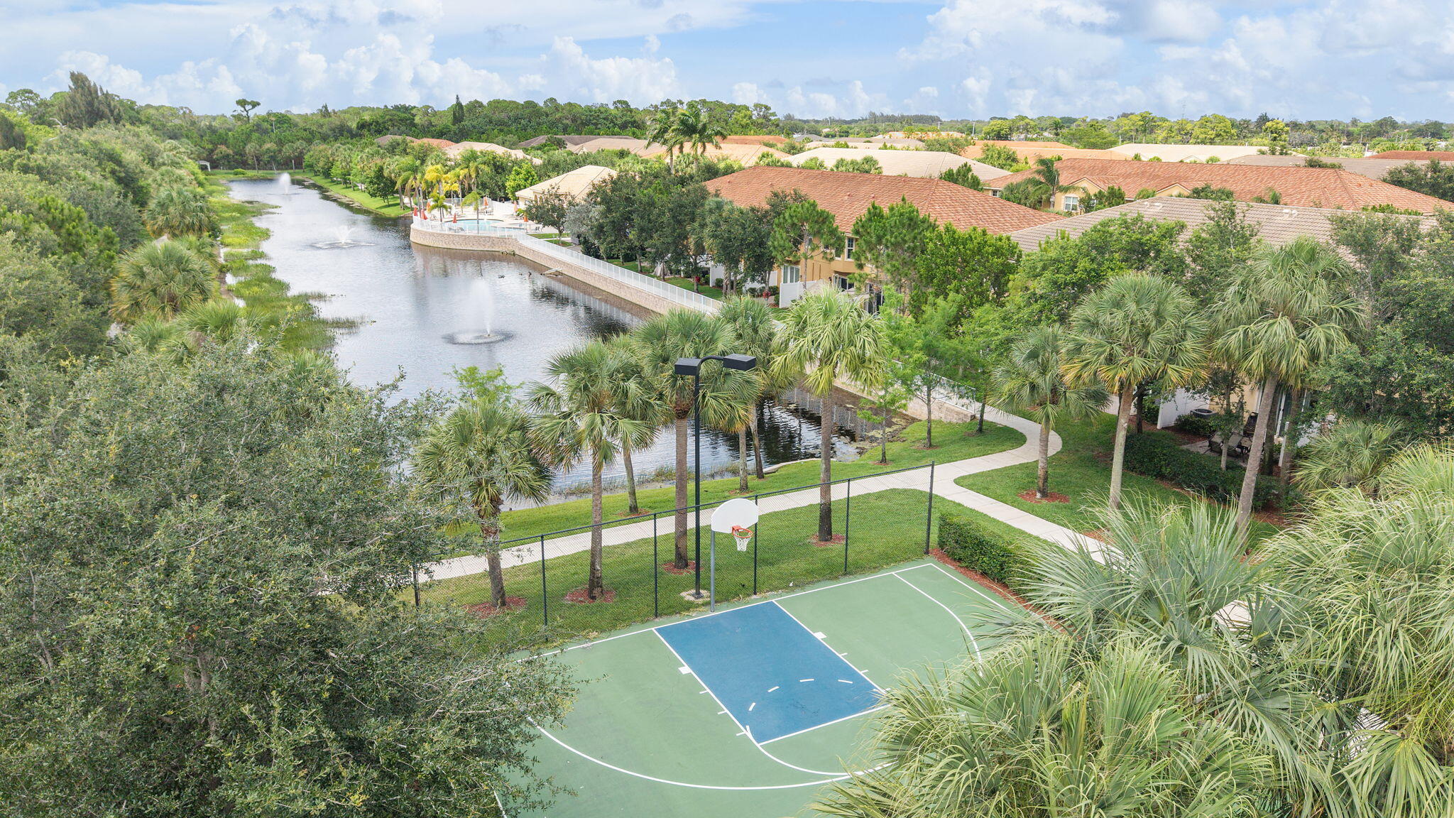COLONY RESERVE AT LAKE WORTH - Residential