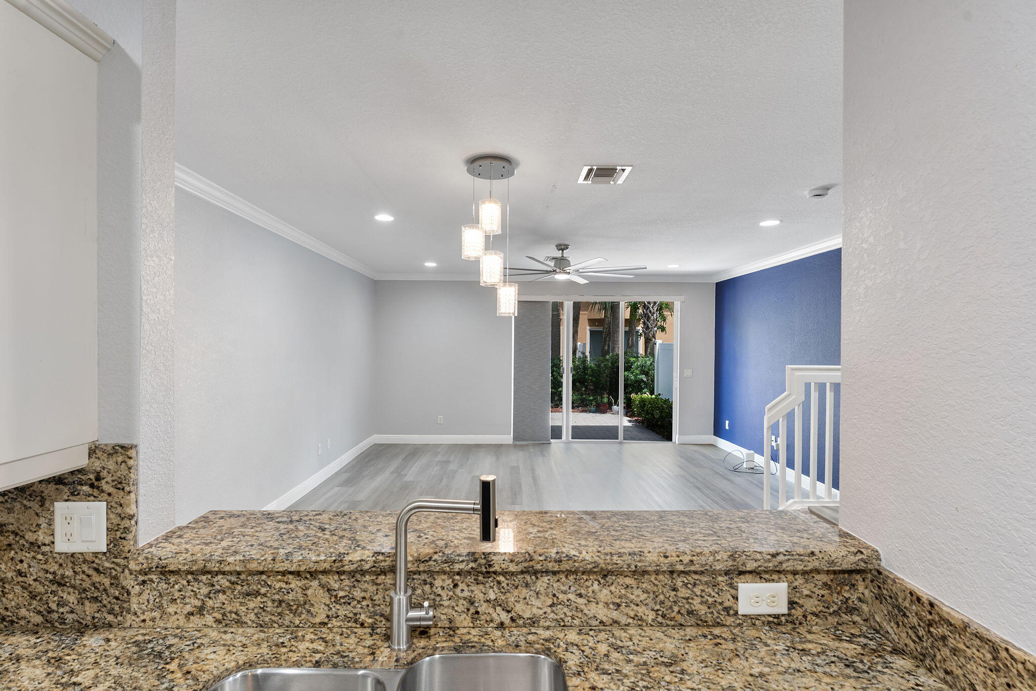 COLONY RESERVE AT LAKE WORTH - Residential
