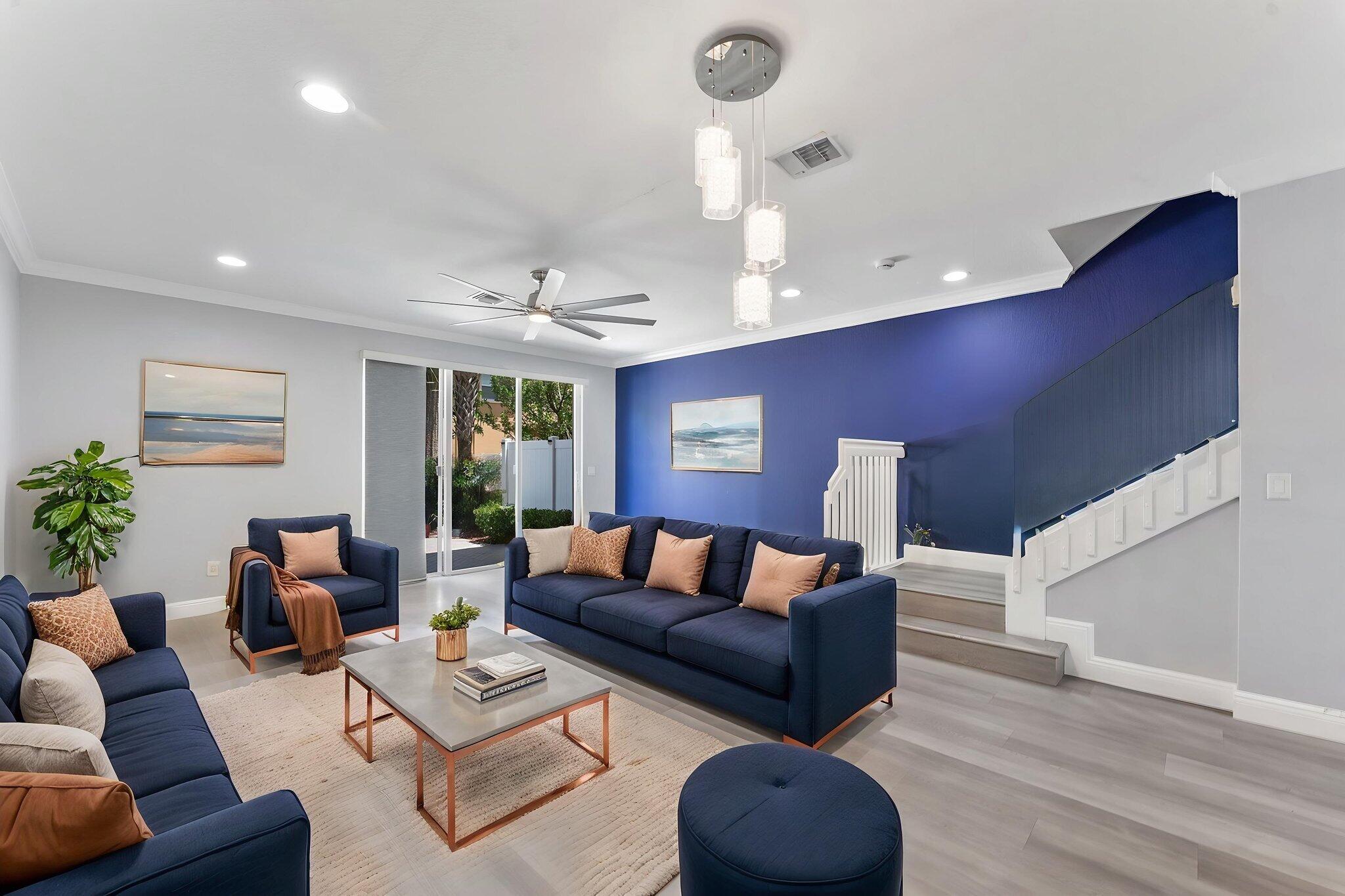 COLONY RESERVE AT LAKE WORTH - Residential