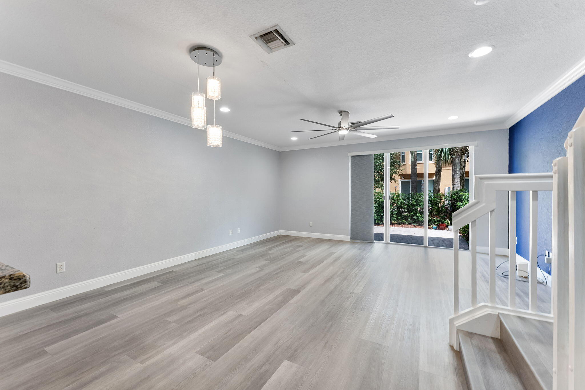 COLONY RESERVE AT LAKE WORTH - Residential
