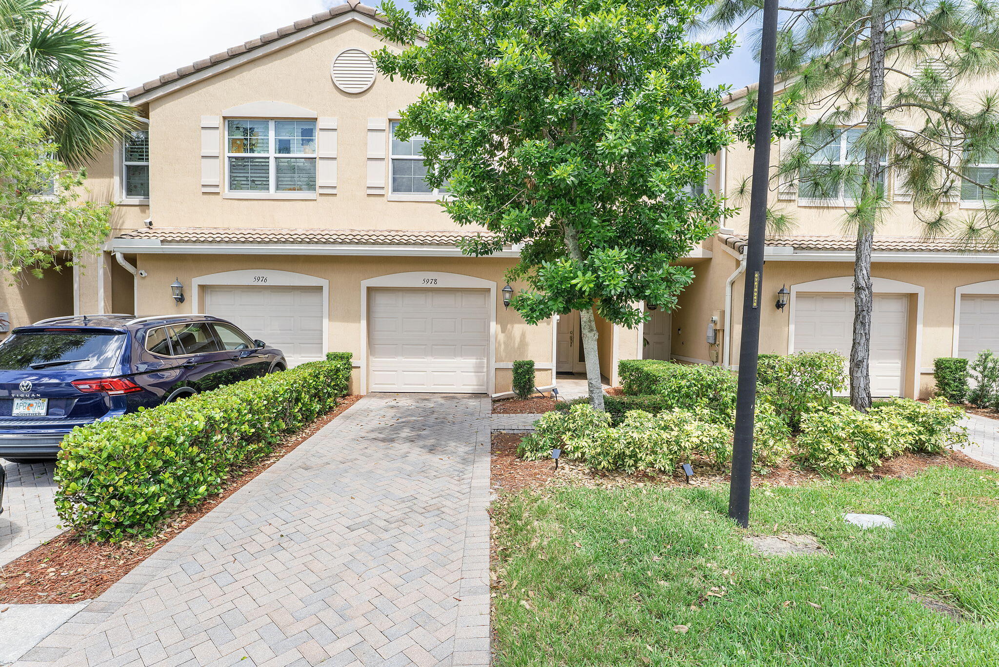 5978 Monterra Club Drive, Lake Worth, FL, 33463/$415,000 2 5978 Monterra Club Drive
