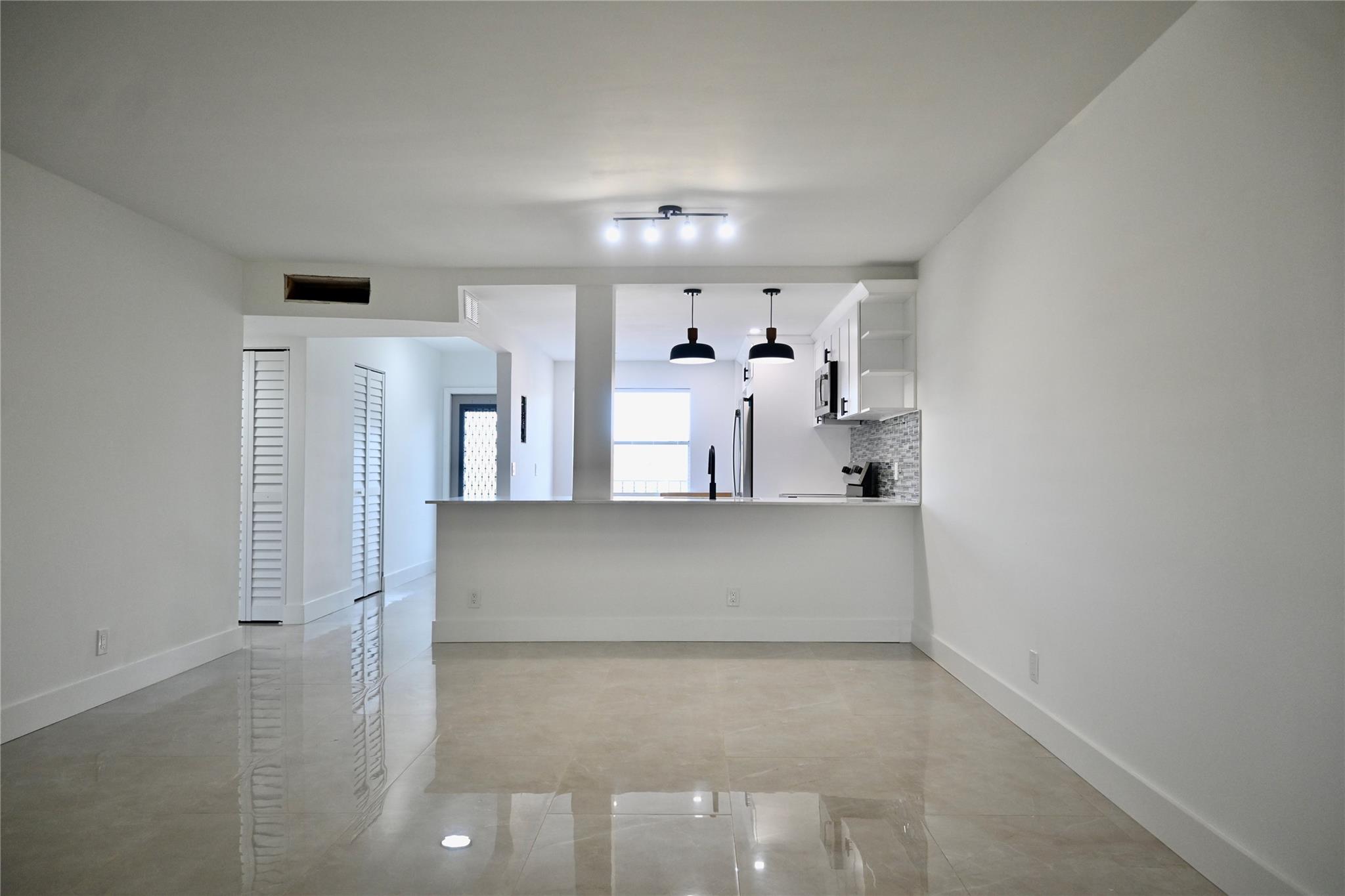 VILLAGES OF ORIOLE DEAUVI - Residential