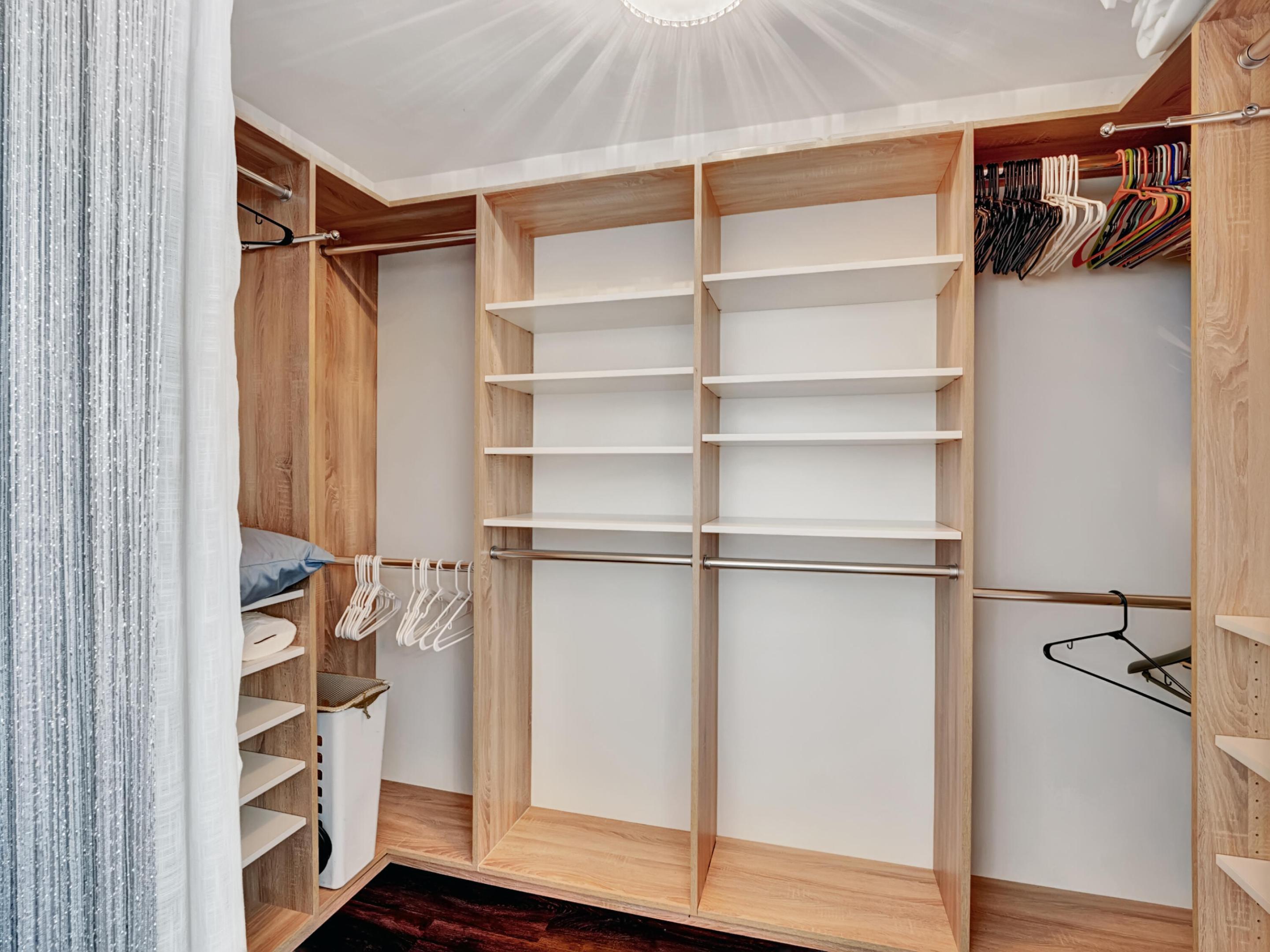 ROYAL OAK HILLS 2ND SEC - Residential Lease