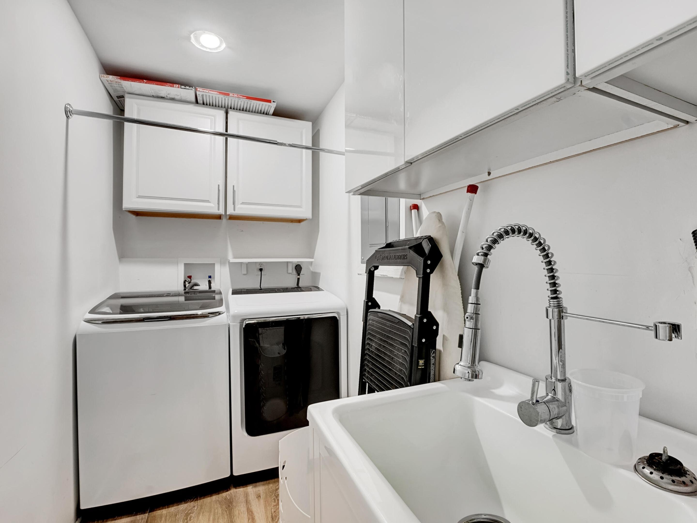 ROYAL OAK HILLS 2ND SEC - Residential Lease