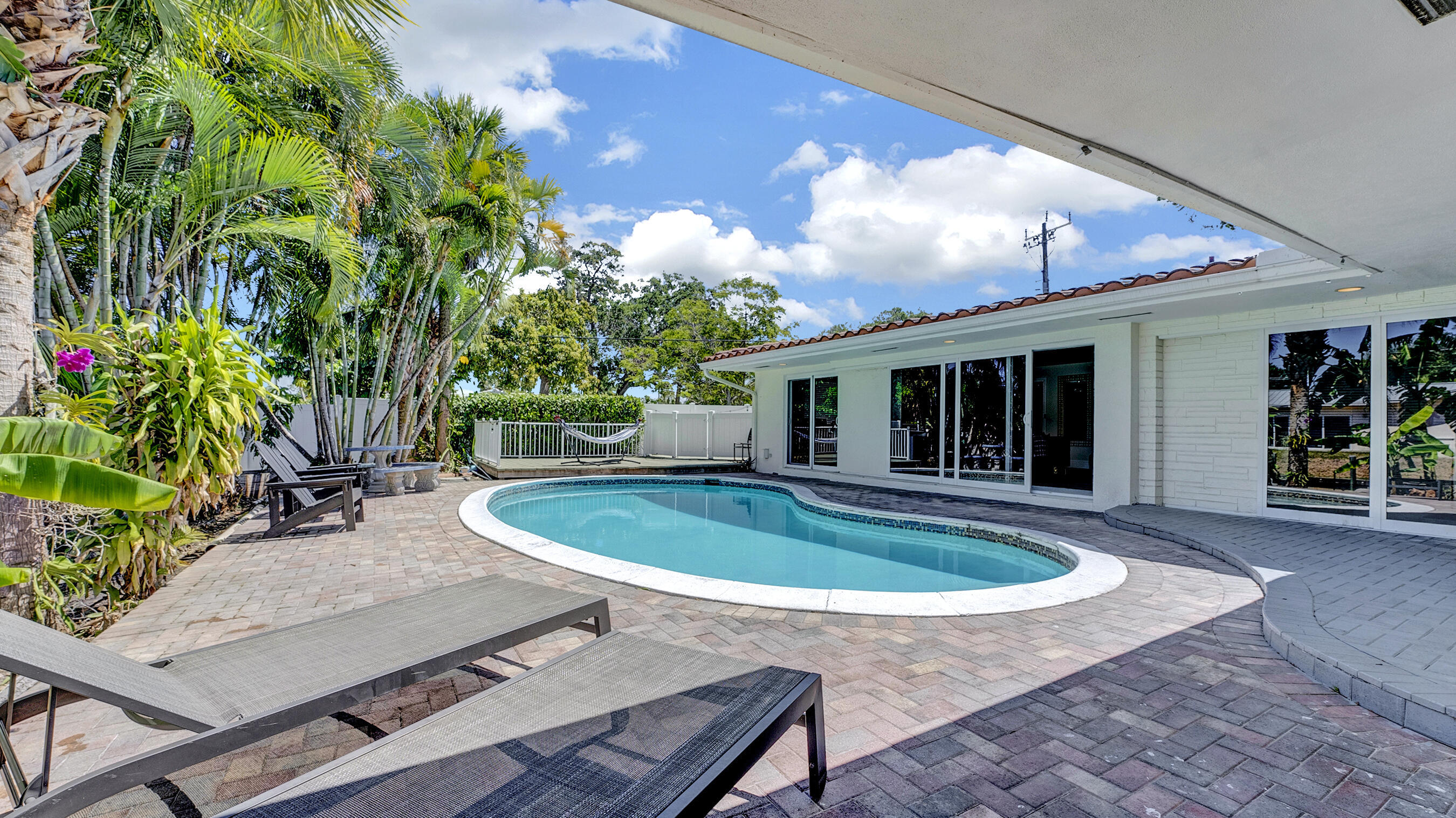 ROYAL OAK HILLS 2ND SEC - Residential Lease