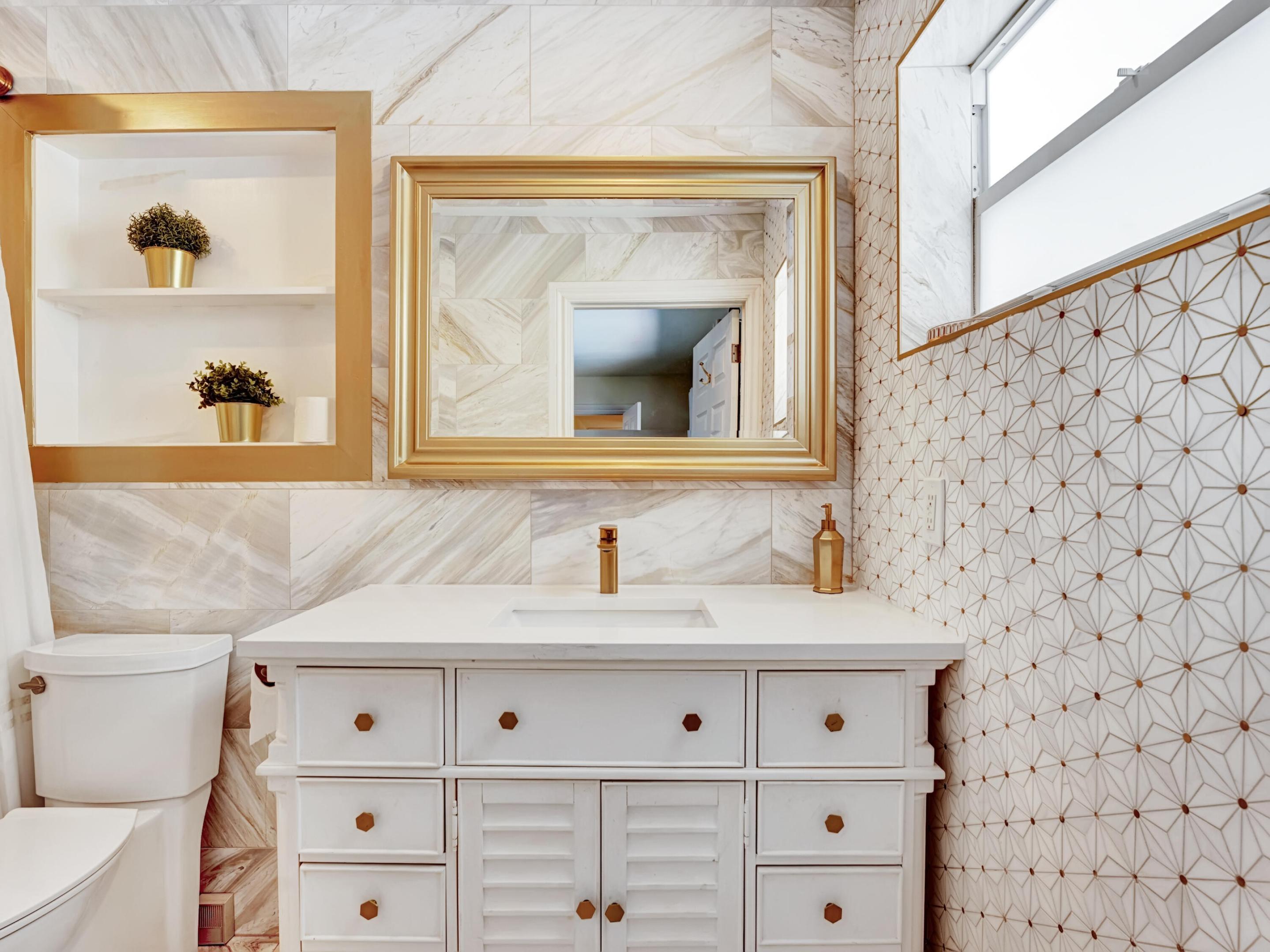 ROYAL OAK HILLS 2ND SEC - Residential Lease