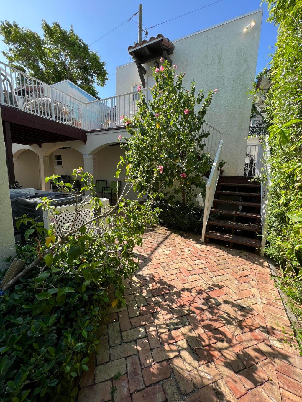Photo of 252 Oleander Avenue #6, Palm Beach, FL 33480 (MLS # R11082989)