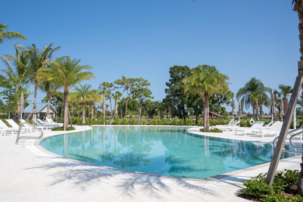 BRIARWOOD CONDO - Residential