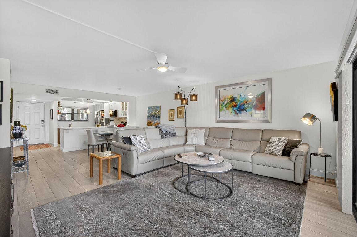 BRIARWOOD CONDO - Residential