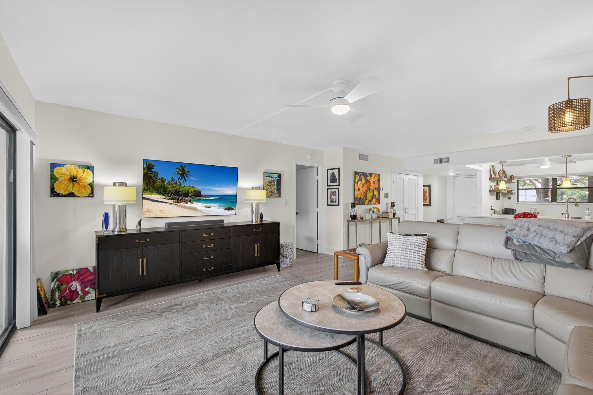 BRIARWOOD CONDO - Residential