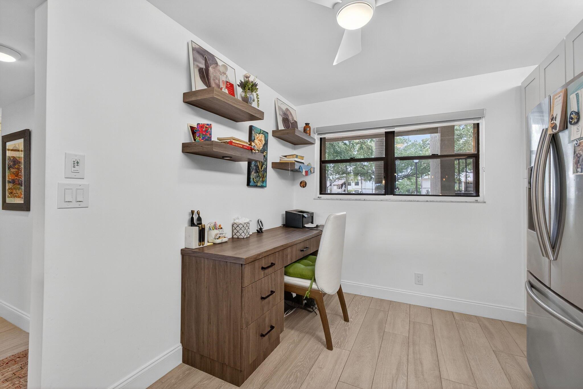 BRIARWOOD CONDO - Residential