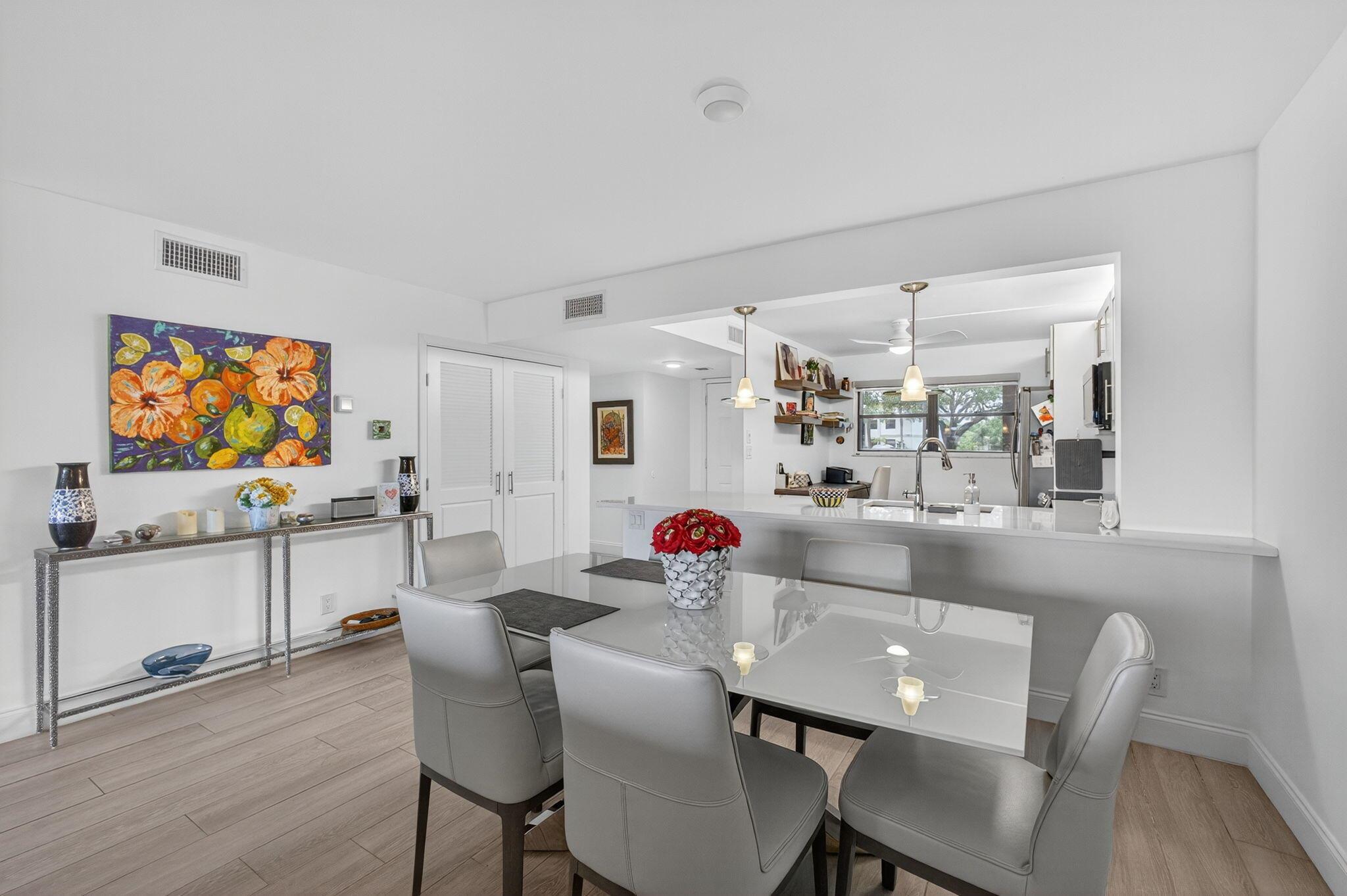 BRIARWOOD CONDO - Residential