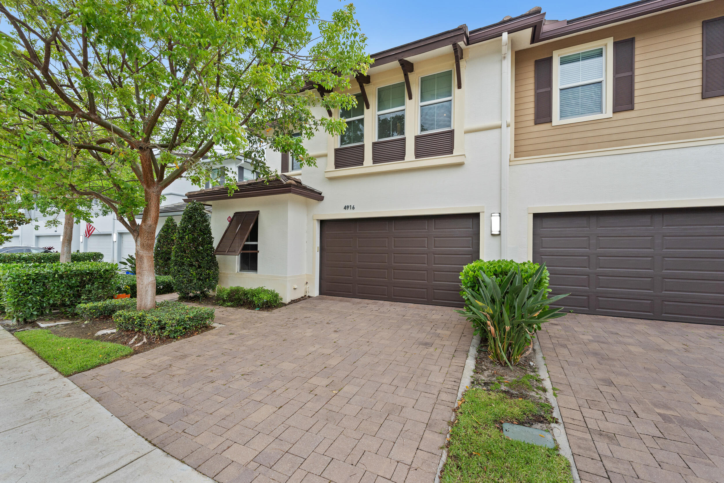 4916 Pointe Midtown Way