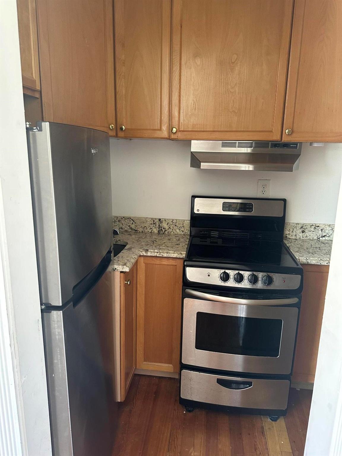 OCEAN PARK H W ROBBINS - Residential Lease