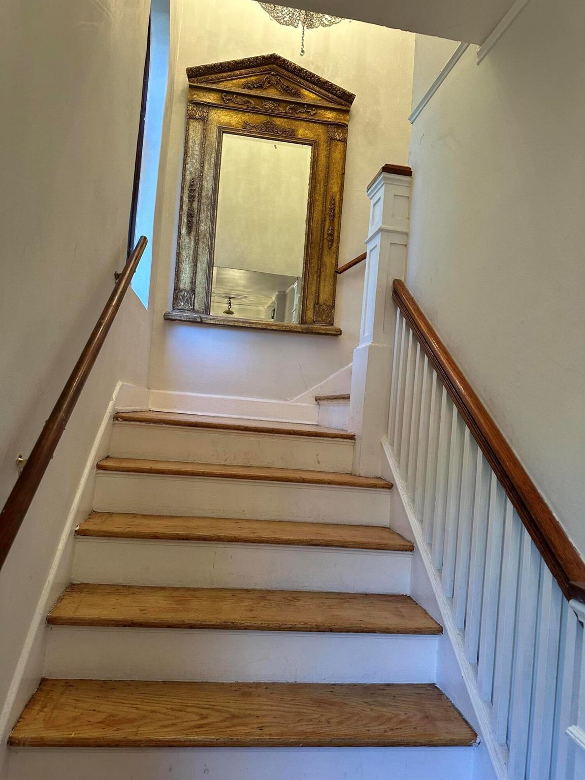 OCEAN PARK H W ROBBINS - Residential Lease