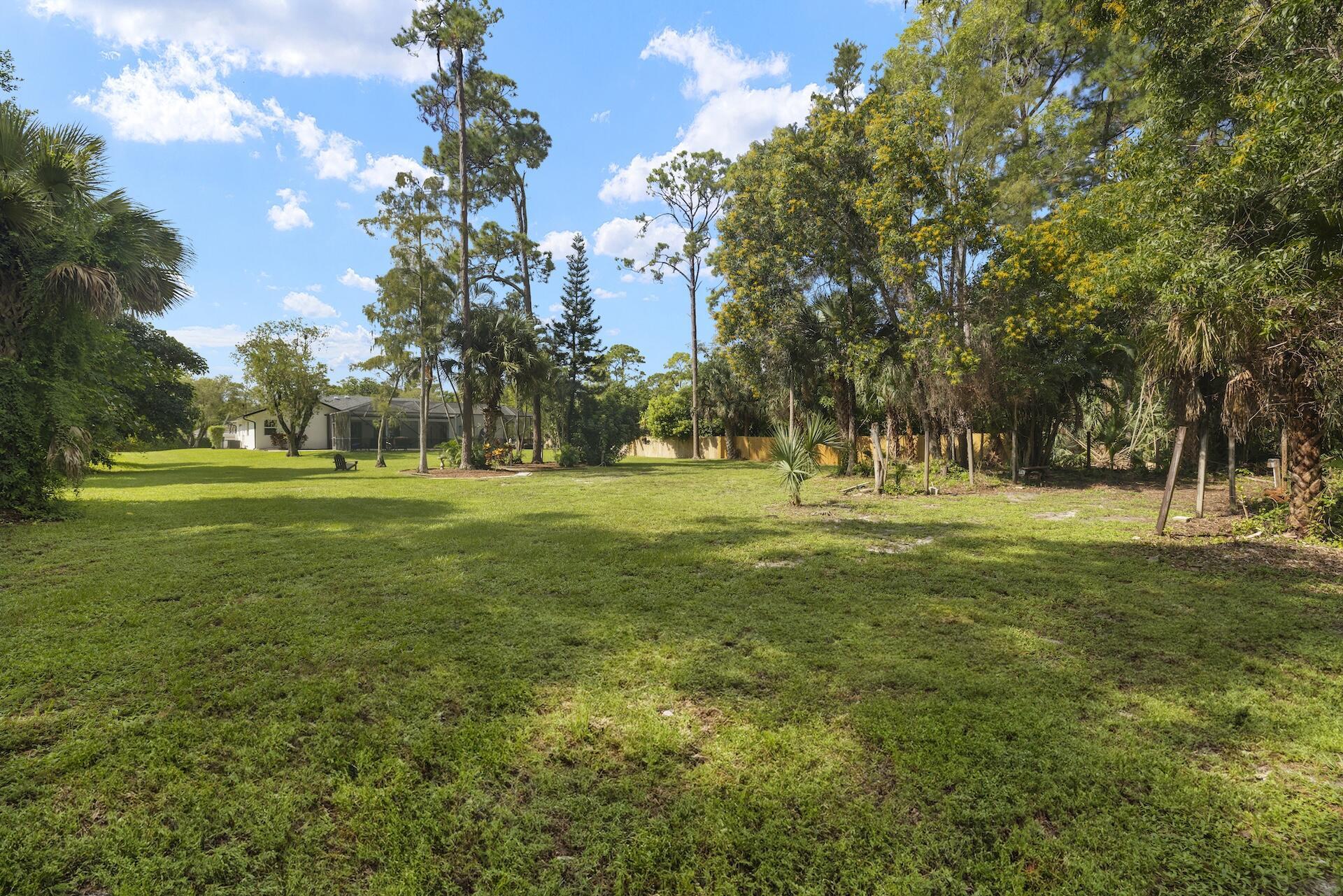 PINEWOOD EAST 2 OF WELLINGTON - Residential Lease