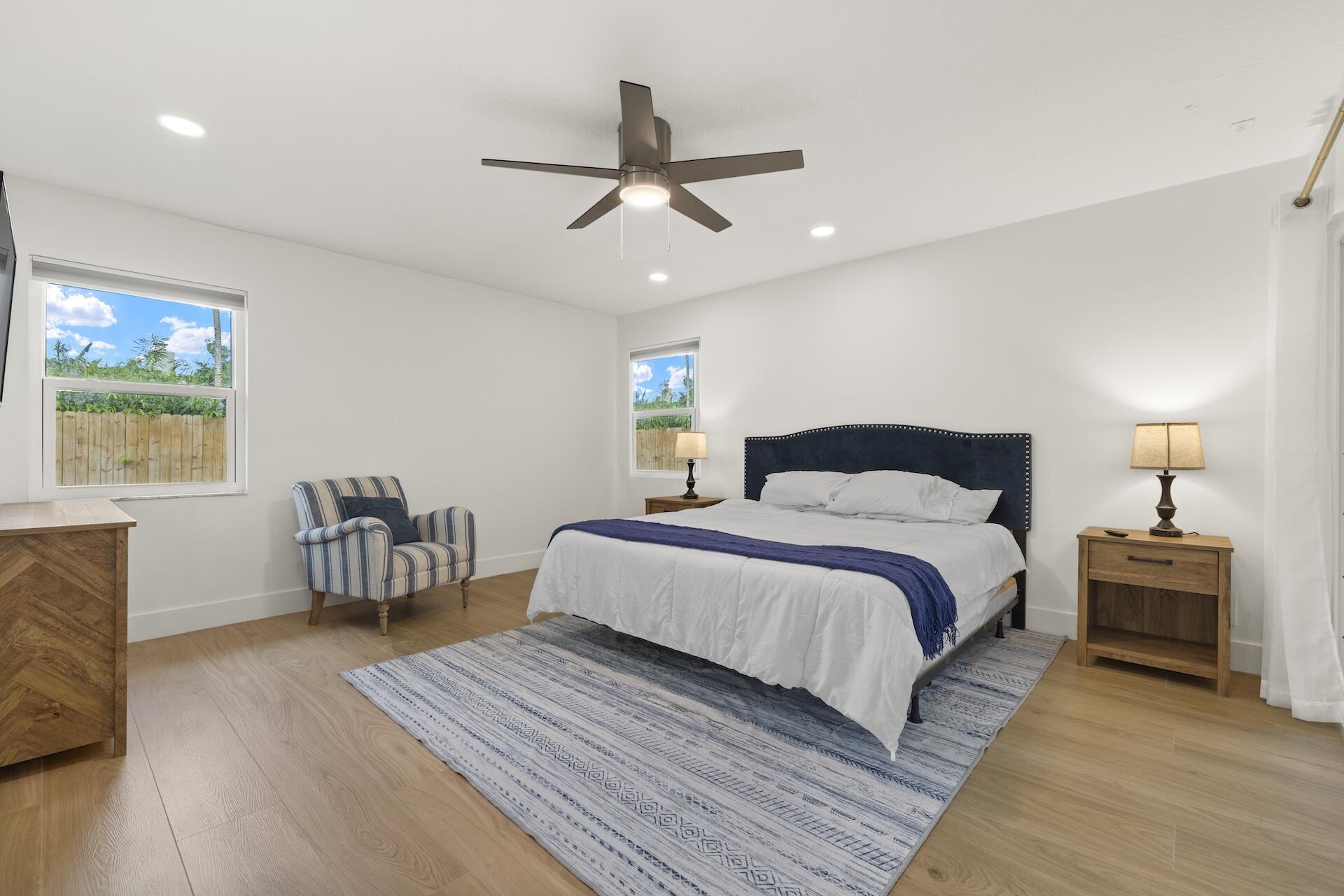 PINEWOOD EAST 2 OF WELLINGTON - Residential Lease