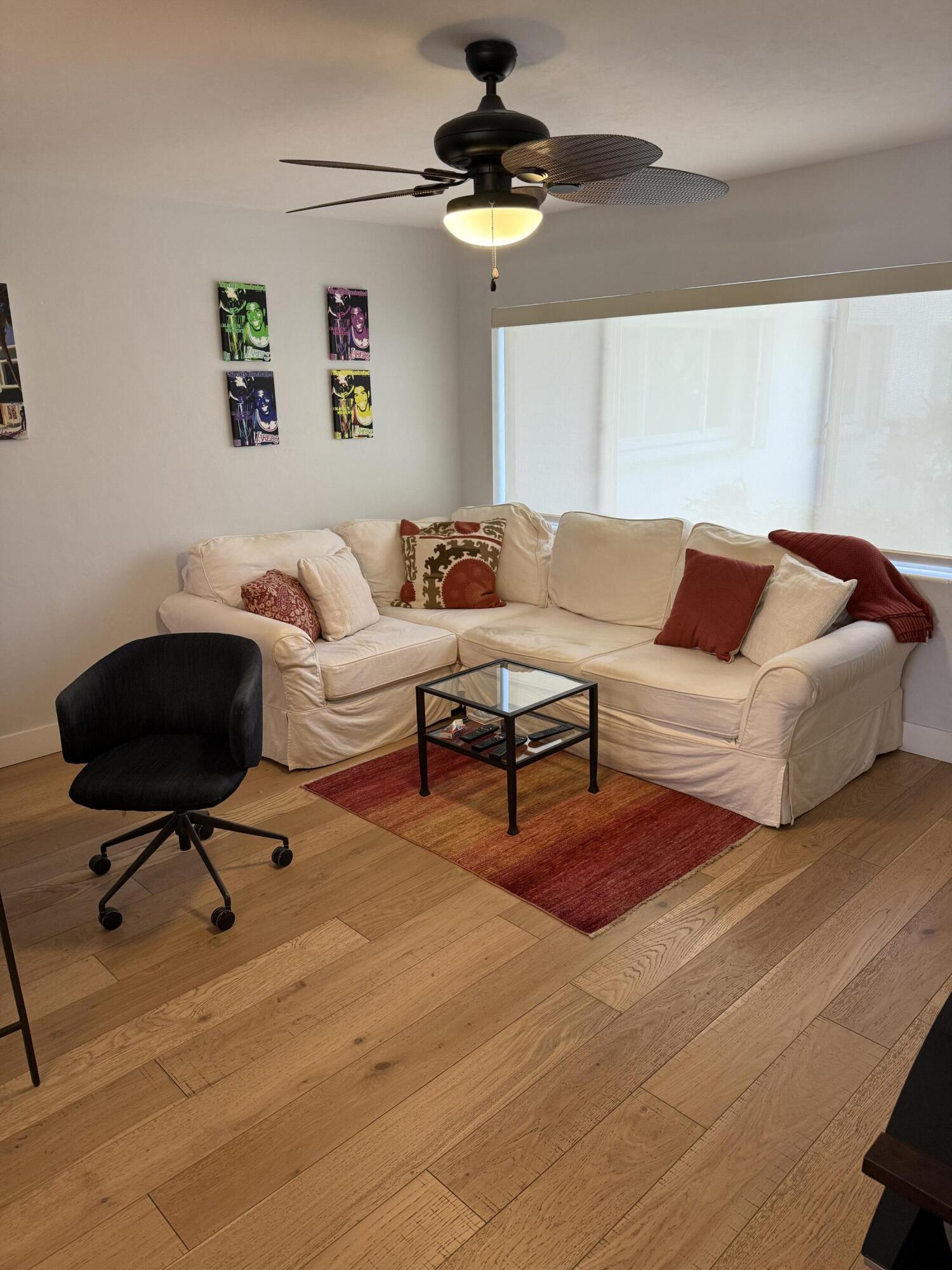 MURRY HILLS APT BLDG CONDO - Residential