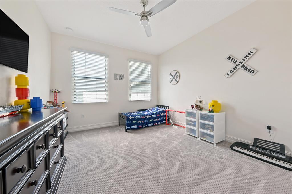 ATLANTIC COMMONS PL 5 - Residential