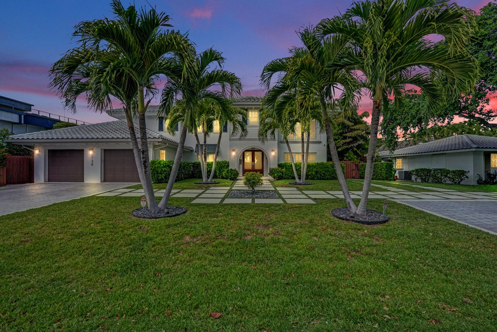 Photo of 738 MIDDLE RIVER Drive, Fort Lauderdale, FL 33304 (MLS # B26073767)