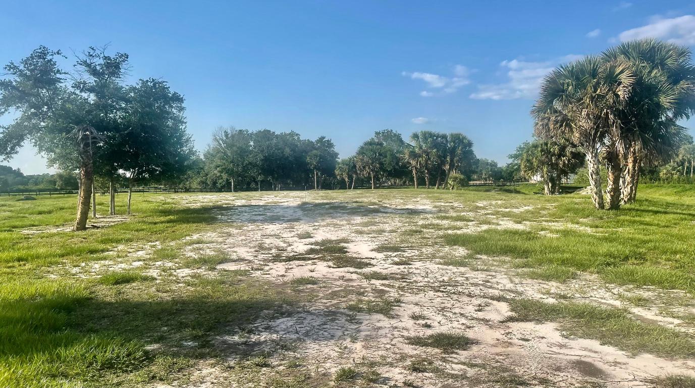 BRIDLEWOOD RANCHES - Land