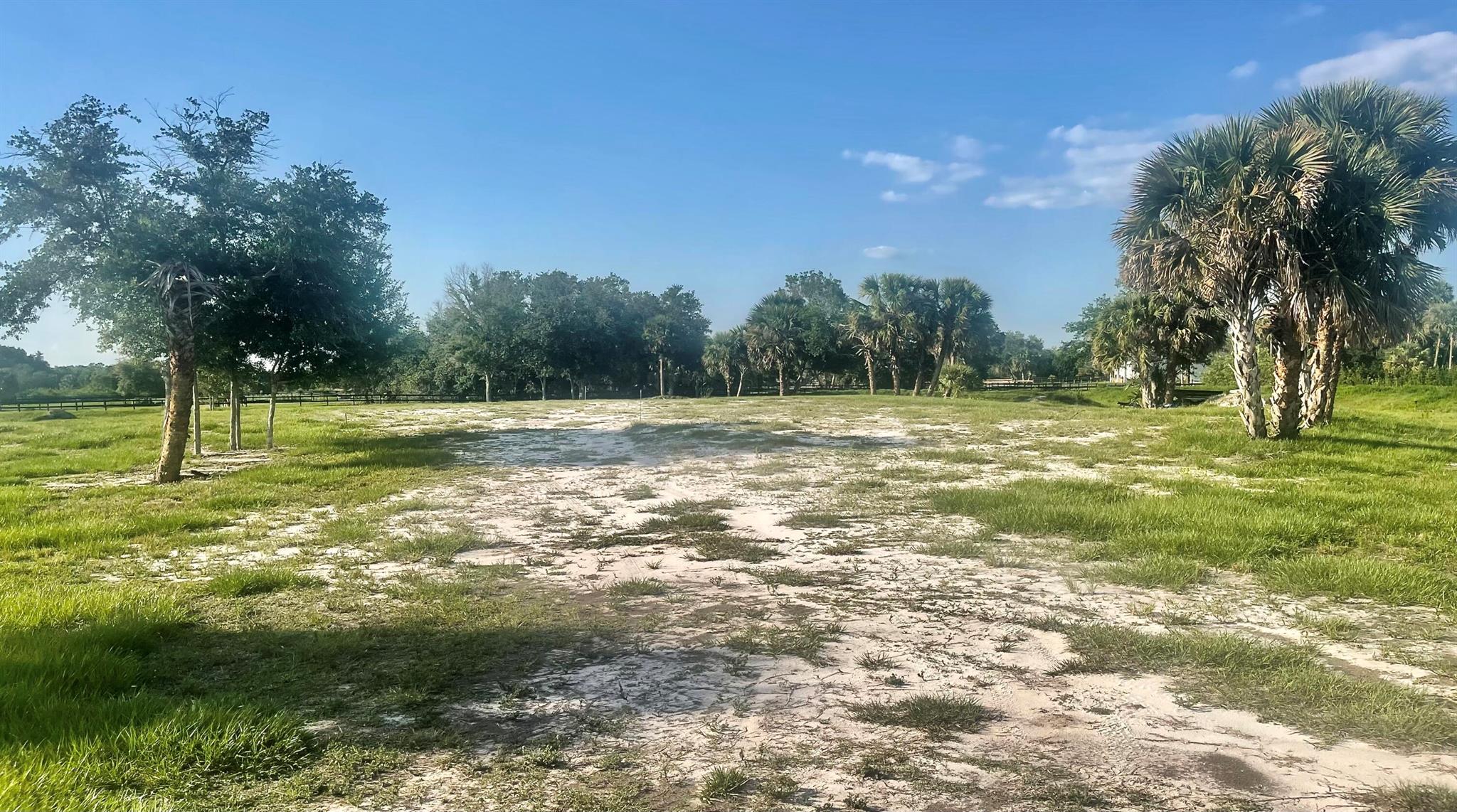 BRIDLEWOOD RANCHES - Land