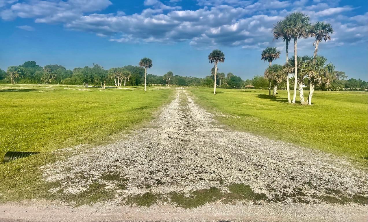 BRIDLEWOOD RANCHES - Land