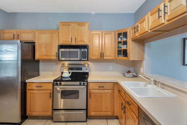 MIZNER POINTE OF BOCA VIA ANCHO - Residential Lease