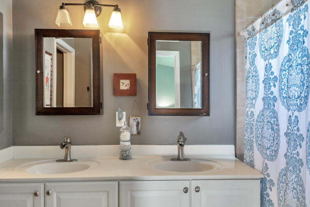 MIZNER POINTE OF BOCA VIA ANCHO - Residential Lease