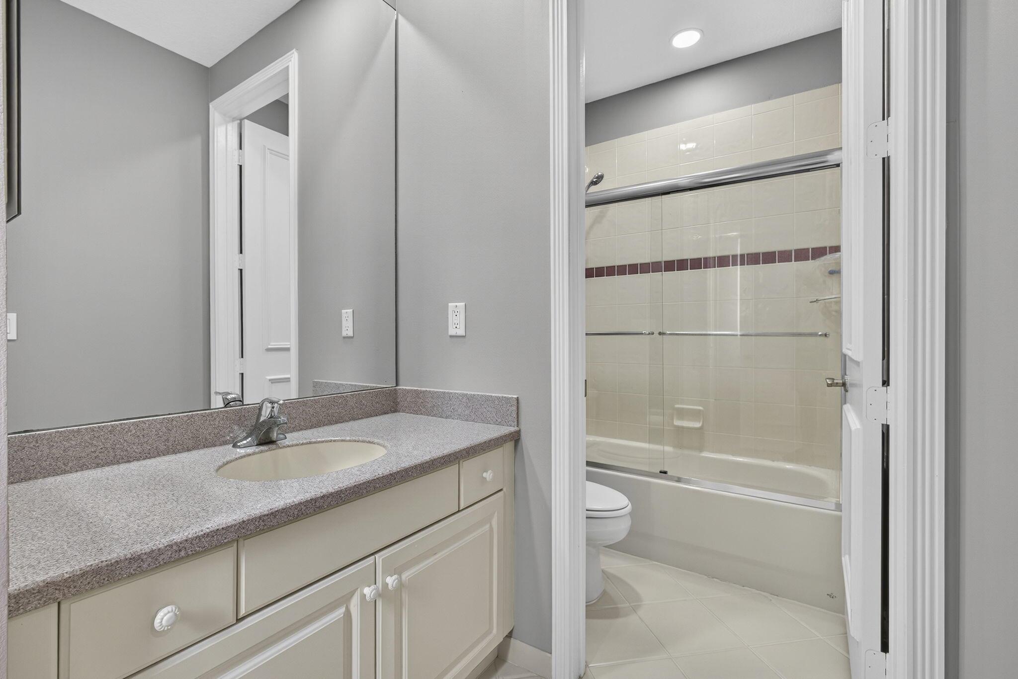 OLYMPIA - Residential Lease